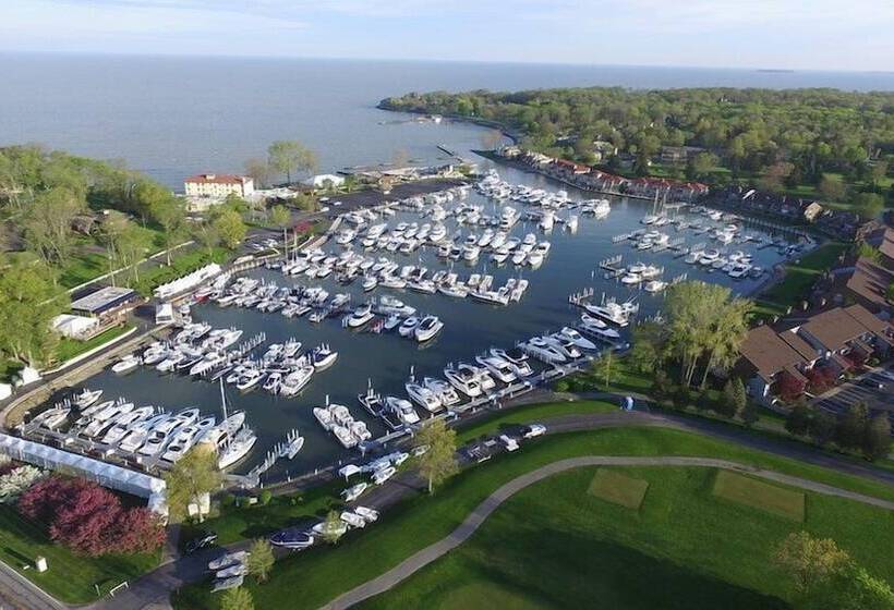 فندق Quality Inn