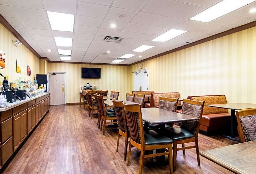 فندق Quality Inn