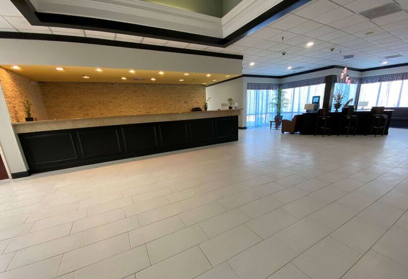 Отель Days Inn & Suites By Wyndham Havelock