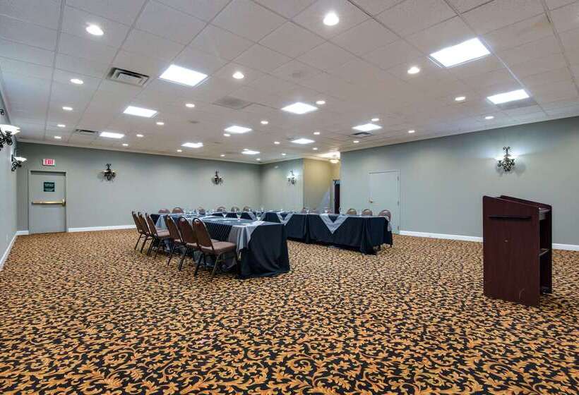 ホテル Quality Inn Oneontacooperstown Area