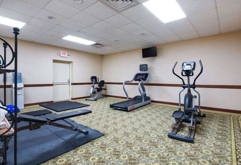 ホテル Quality Inn Oneontacooperstown Area