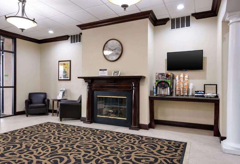 ホテル Quality Inn Oneontacooperstown Area