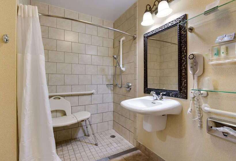 ホテル Quality Inn Oneontacooperstown Area