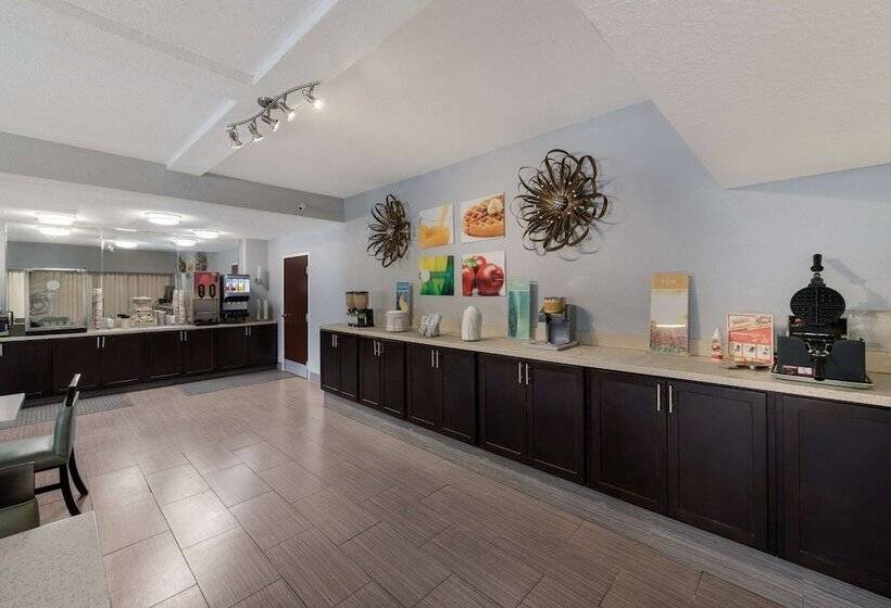 호텔 Quality Inn Orange Park Jacksonville