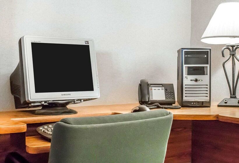 فندق Quality Inn