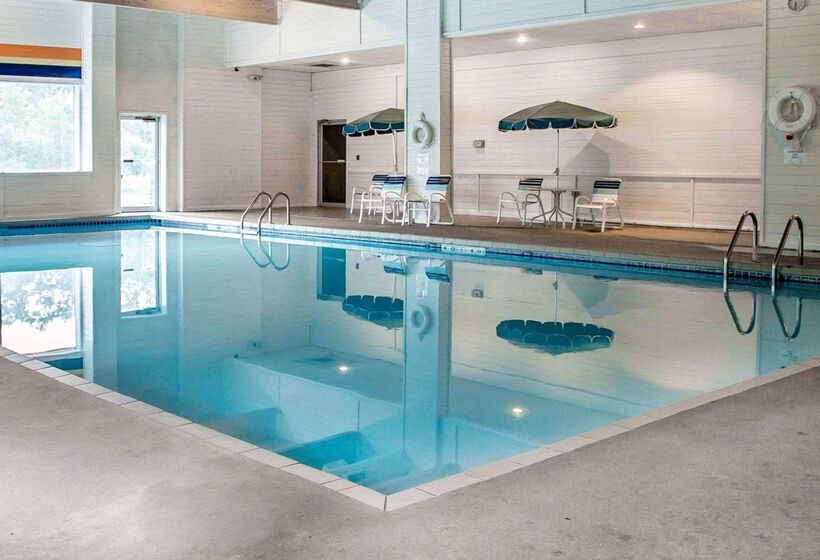 فندق Quality Inn