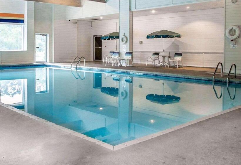 فندق Quality Inn