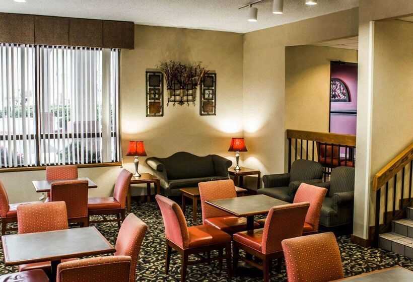 호텔 Quality Inn Roanoke Near Lake Gaston