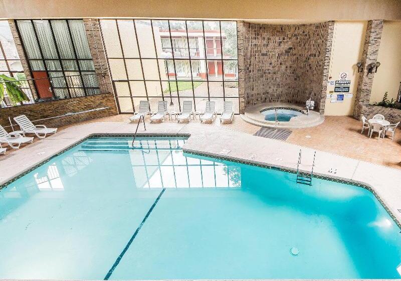 فندق Quality Inn