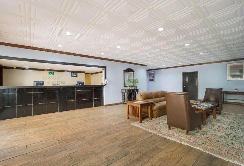 호텔 Quality Inn & Suites Conference Center Statesboro Historic District