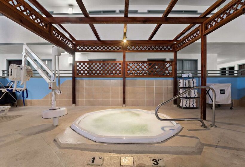 فندق Quality Inn & Suites