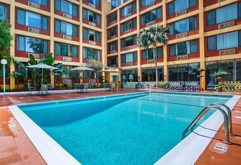 فندق Quality Inn & Suites Montebello   Los Angeles
