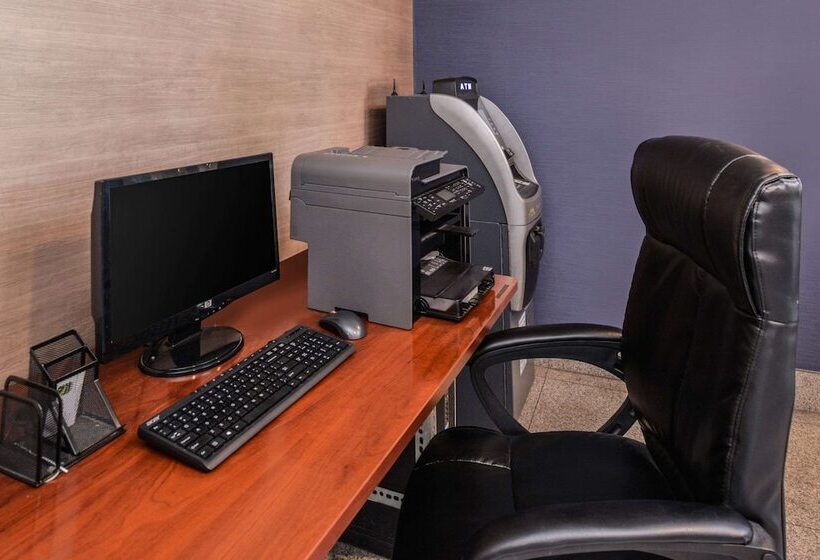 فندق Quality Inn & Suites Montebello   Los Angeles