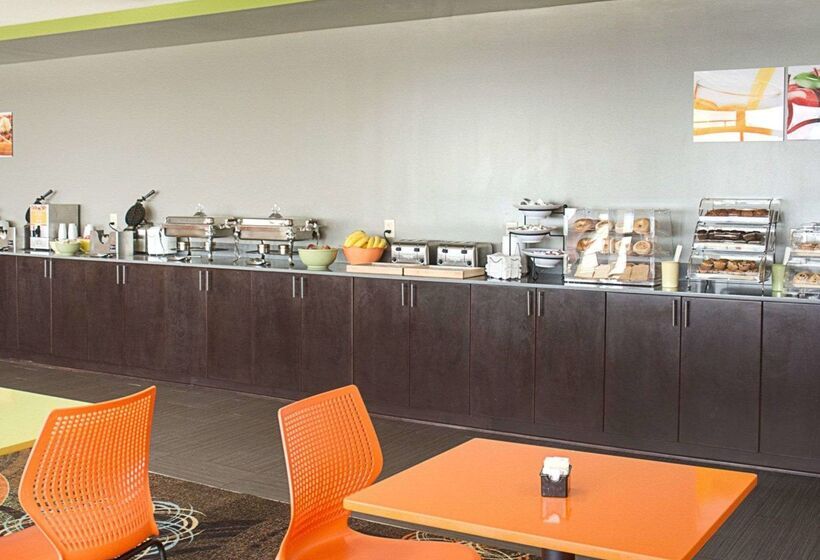 호텔 Quality Inn & Suites Oceanfront