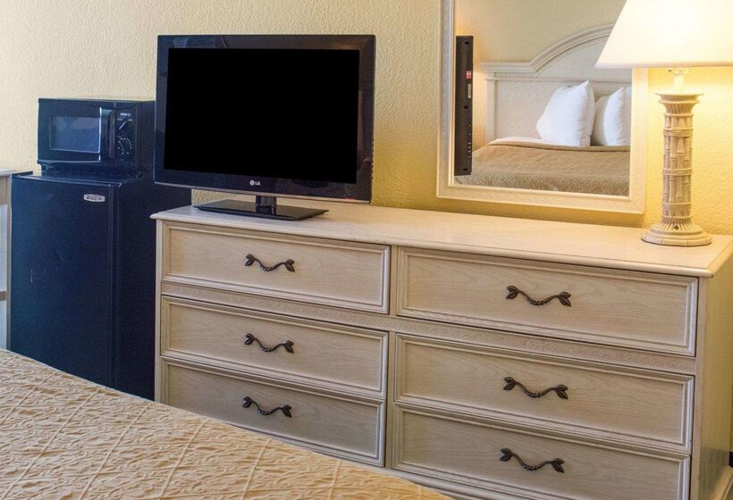 호텔 Quality Inn & Suites Oceanfront