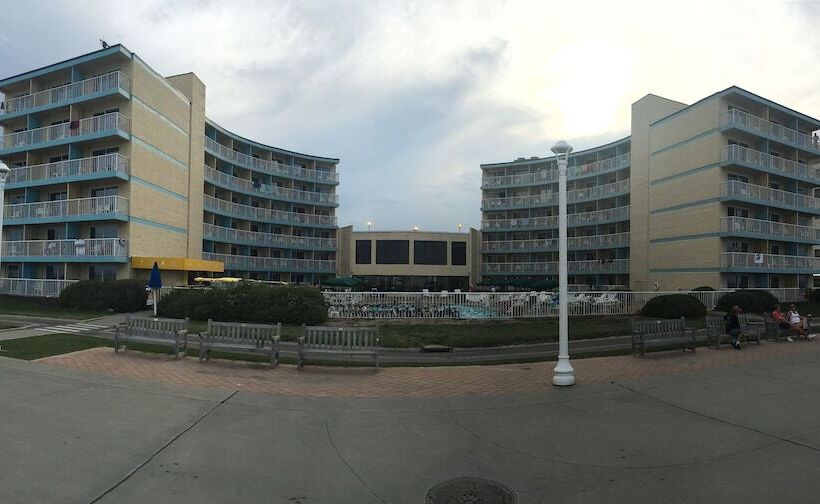 호텔 Quality Inn & Suites Oceanfront