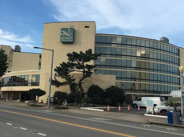 호텔 Quality Inn & Suites Oceanfront