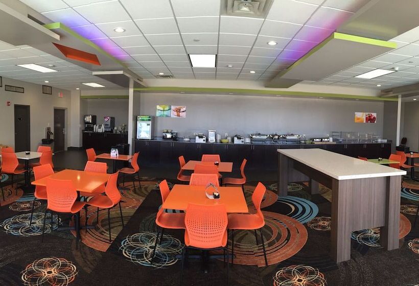 호텔 Quality Inn & Suites Oceanfront