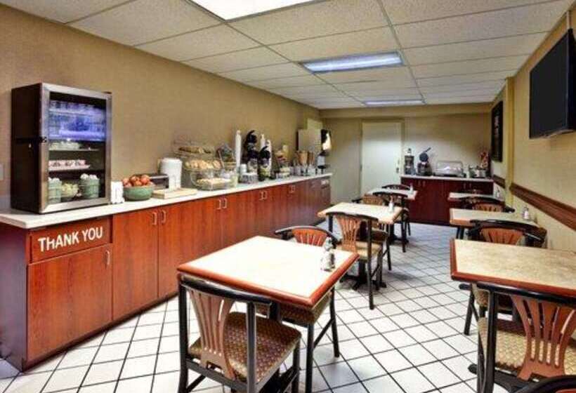בית מלון כפרי Quality Inn & Suites