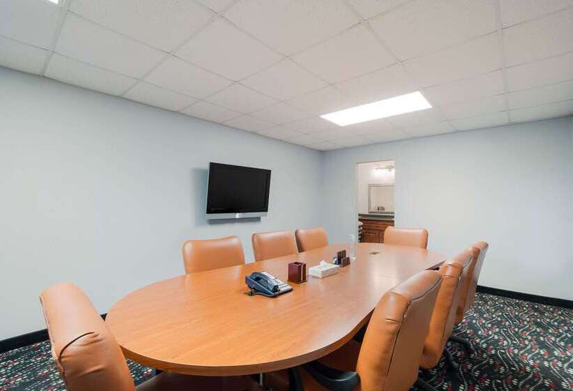 فندق Quality Inn & Suites Conference Center Statesboro Historic District