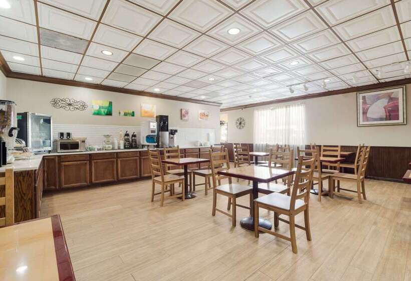 فندق Quality Inn & Suites Conference Center Statesboro Historic District