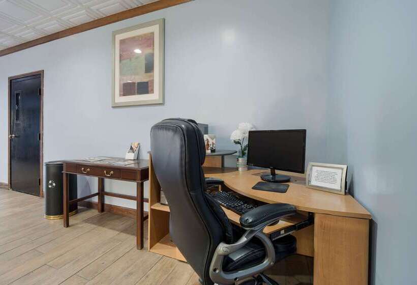 فندق Quality Inn & Suites Conference Center Statesboro Historic District