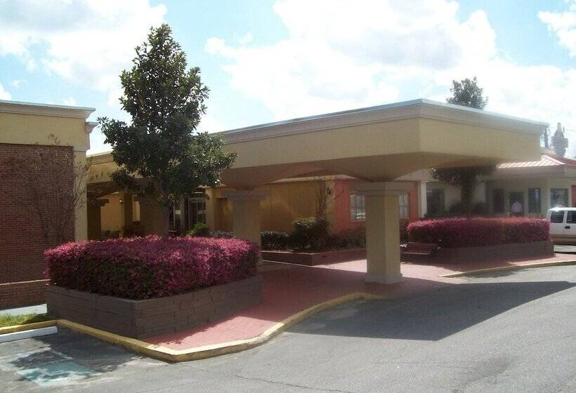 فندق Quality Inn & Suites Conference Center Statesboro Historic District