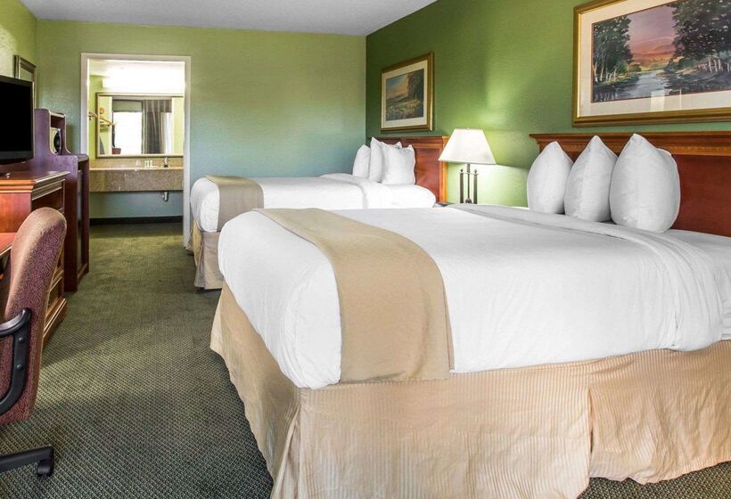 호텔 Quality Inn & Suites