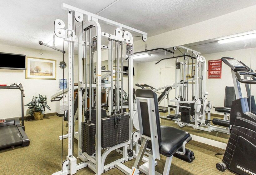 호텔 Quality Inn University