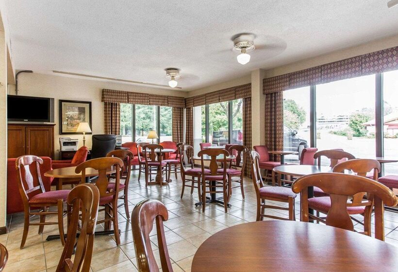 호텔 Quality Inn University