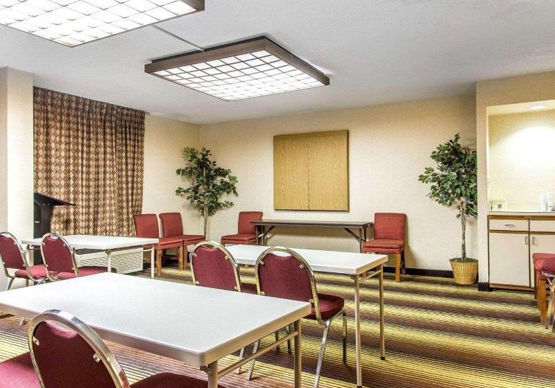 호텔 Quality Inn University