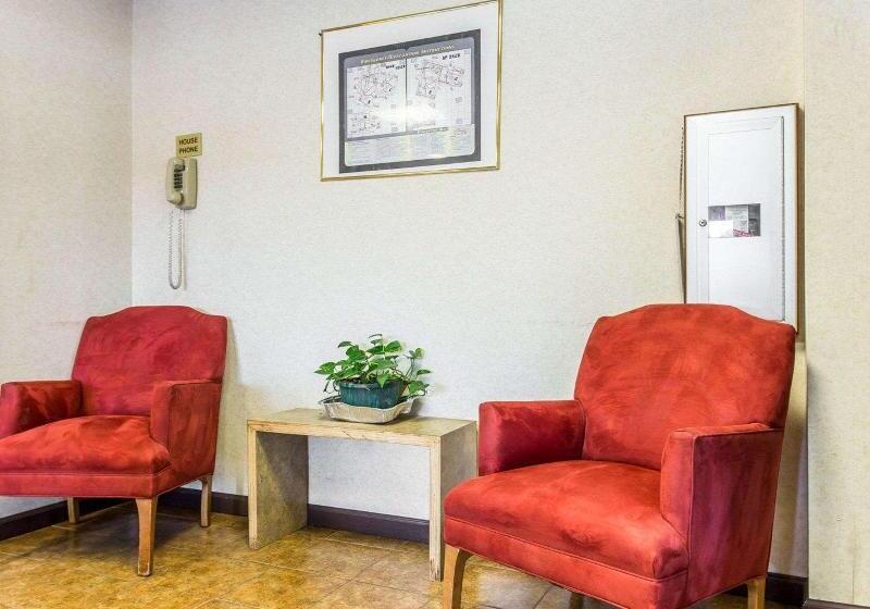 호텔 Quality Inn University