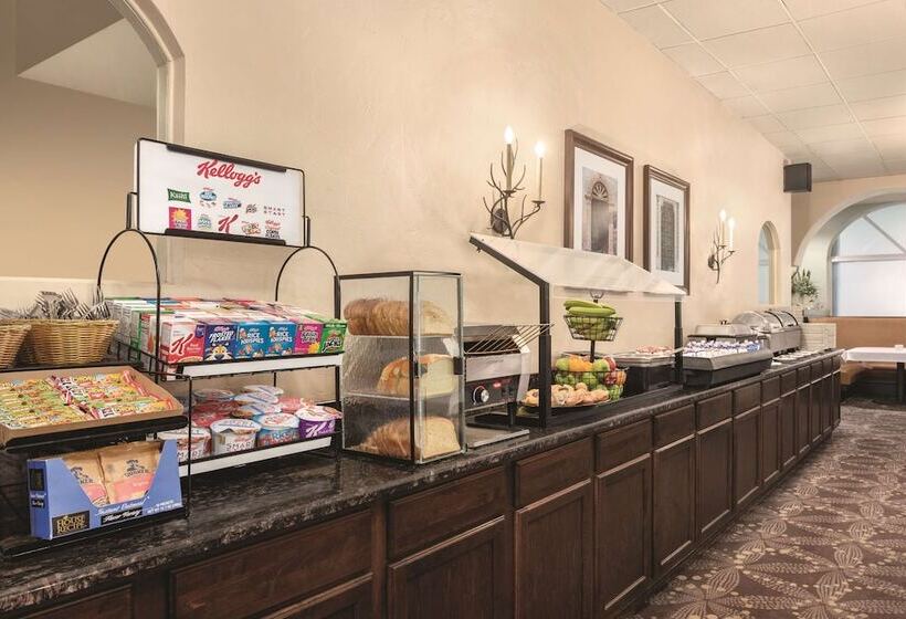 Radisson Hotel And Conference Center Fond Du Lac