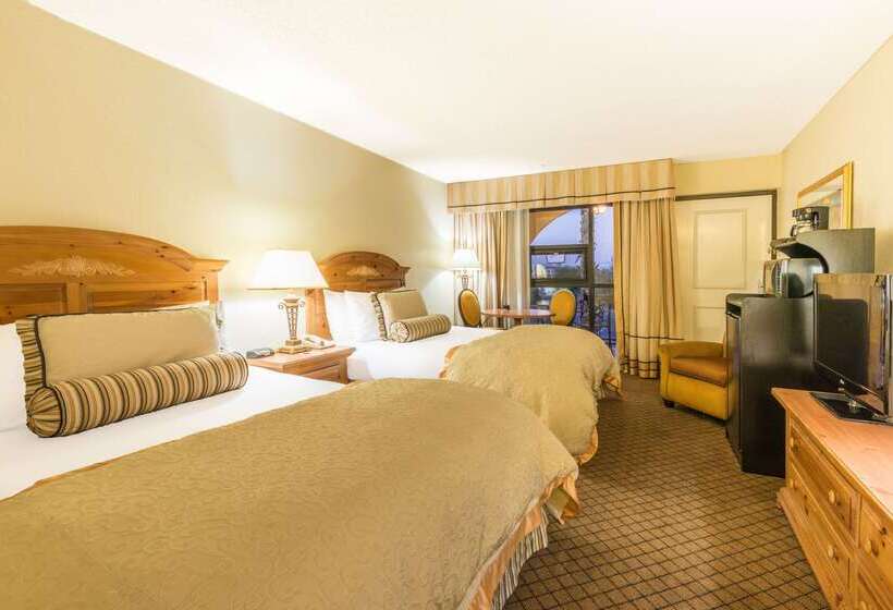 Ramada Hotel & Conference Center By Wyndham Las Cruces