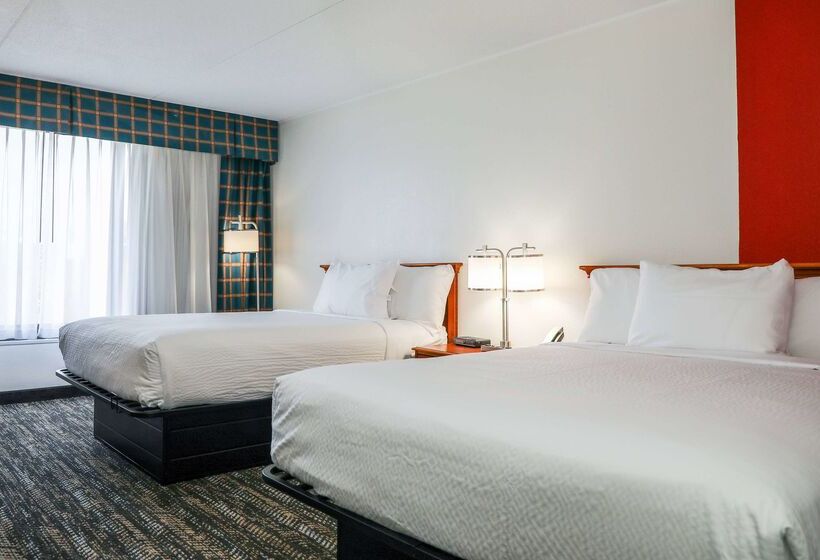 فندق Ramada By Wyndham Cumberland Downtown