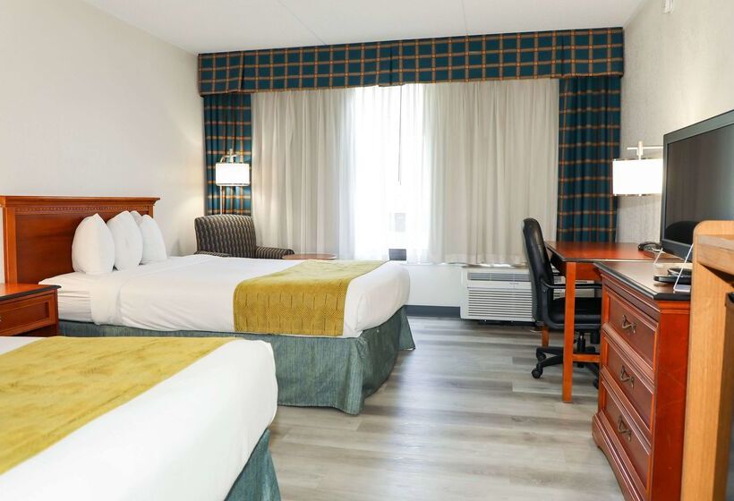 فندق Ramada By Wyndham Cumberland Downtown