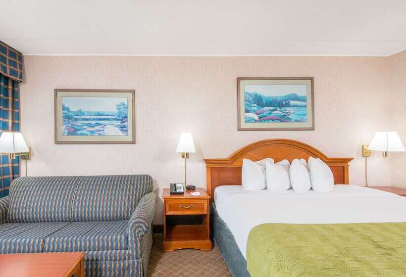 فندق Ramada By Wyndham Cumberland Downtown
