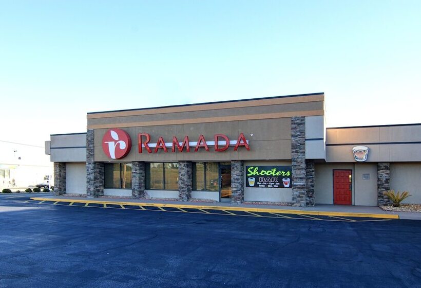 בית מלון כפרי Ramada By Wyndham Macon