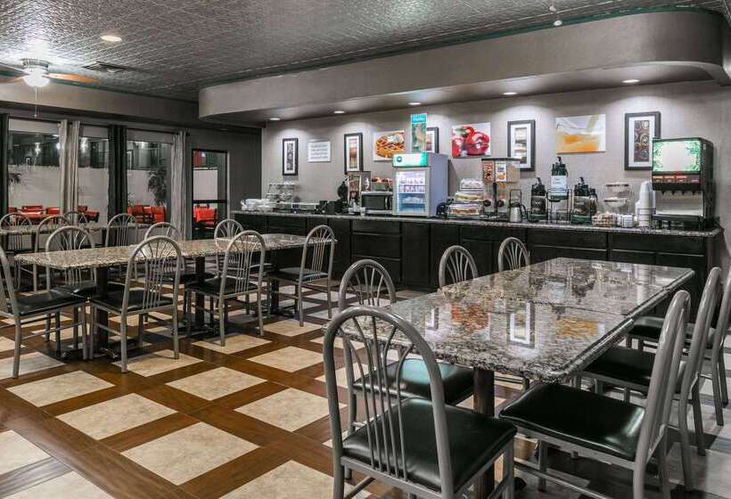 هتل Ramada By Wyndham Odessa Near University Of Texas Permian