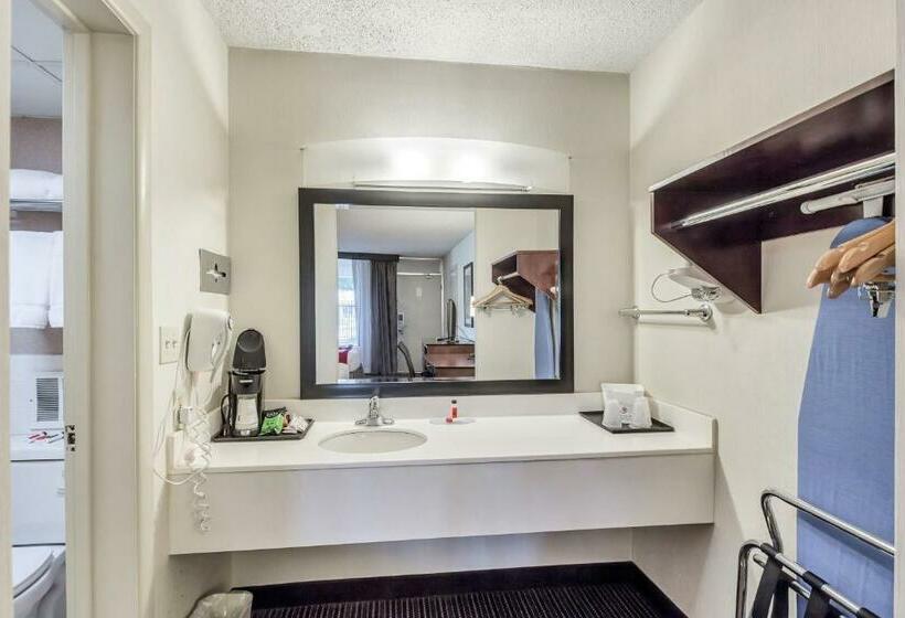 Hotel Ramada By Wyndham Salt Lake City North Temple