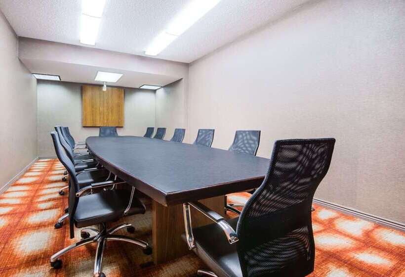 Red Lion Hotel Gillette