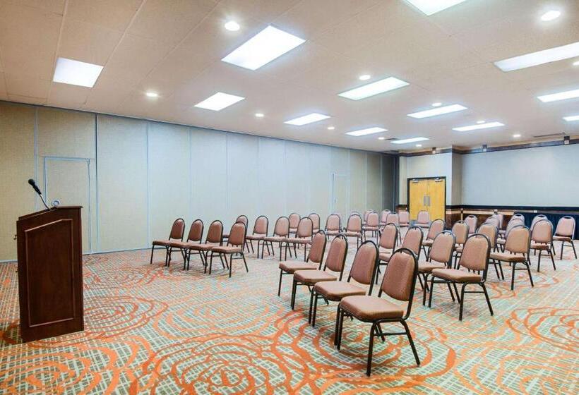 Red Lion Hotel Gillette