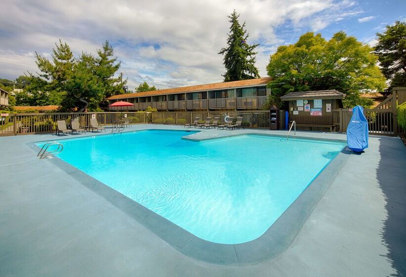 Red Lion Hotel Bellevue