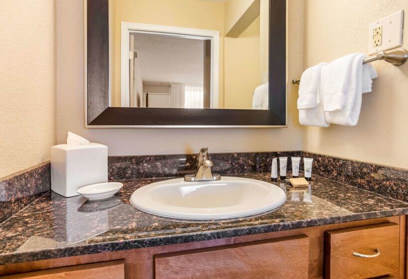 فندق Red Lion Inn & Suites Branson