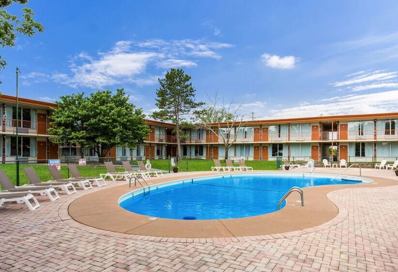 فندق Red Lion Inn & Suites Branson