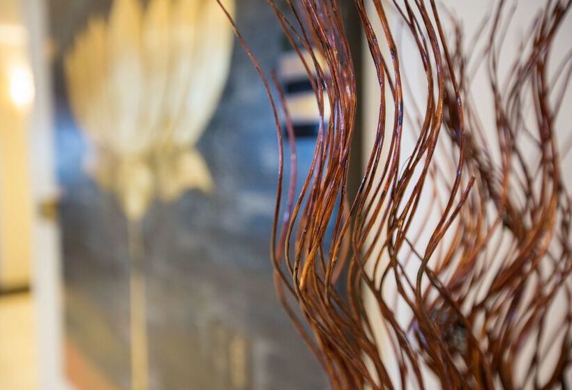 فندق Red Lion Inn & Suites Olympia, Governor