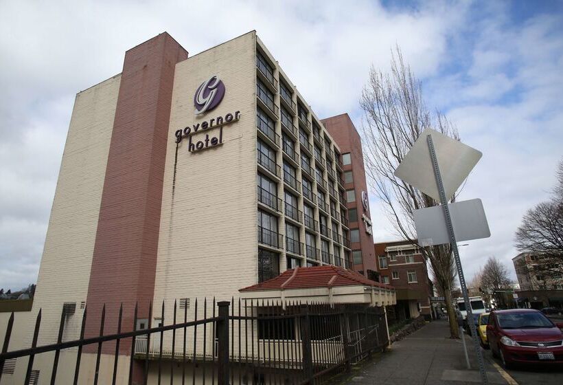 فندق Red Lion Inn & Suites Olympia, Governor