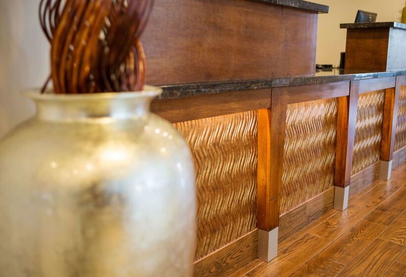 فندق Red Lion Inn & Suites Olympia, Governor