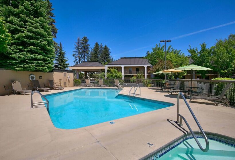 ホテル Red Lion Inn & Suites Deschutes River   Bend