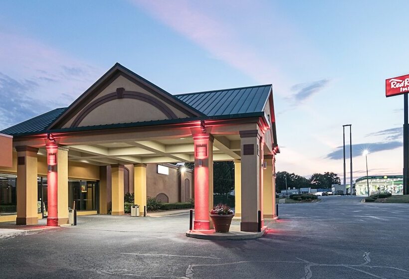 Отель Red Roof Inn Forsyth